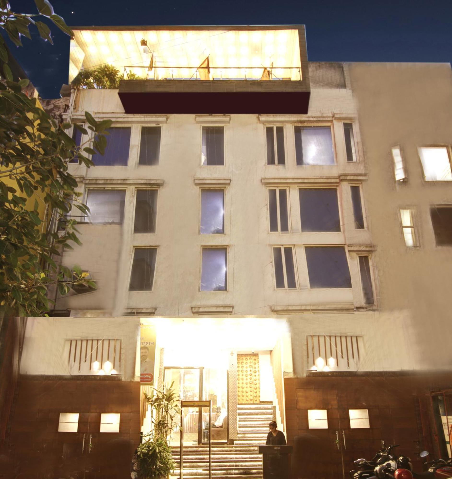 Hotel Wk Comfort - Near White Clove Nova Deli Exterior foto